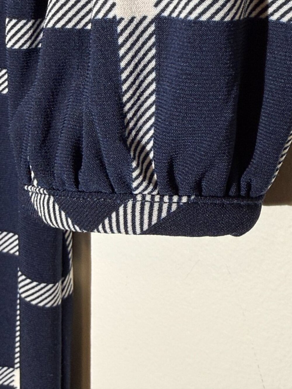 Tommy Hilfiger Navy Blue White Windowpane Plaid Long Sleeve Shift Dress |Size 0P - Picture 3 of 4